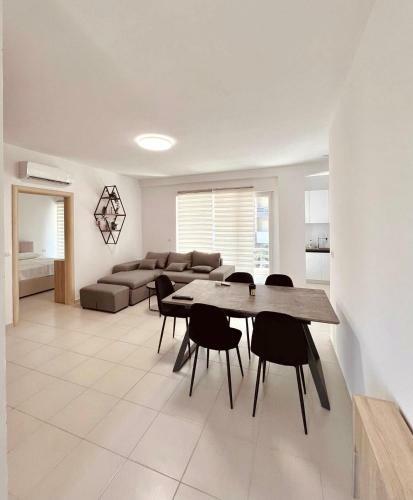Pine Breeze Apartment Gjiri I Lalezit