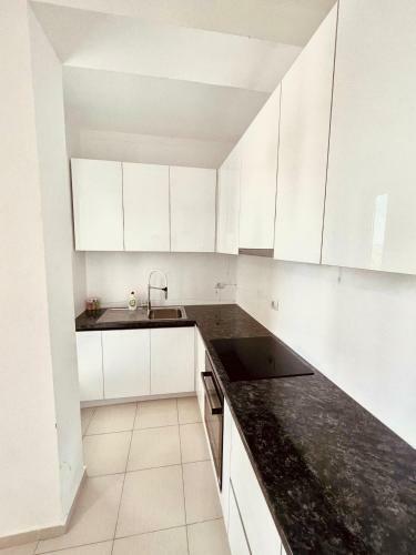 Pine Breeze Apartment Gjiri I Lalezit