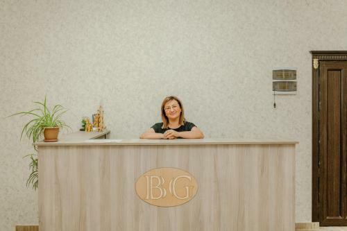 Black & Gold Hotel