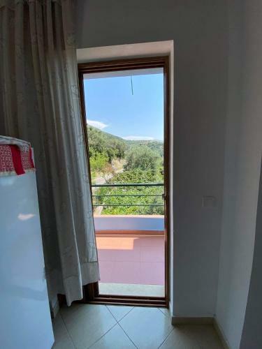 Apartamento Lirim Shenmiter Lukove