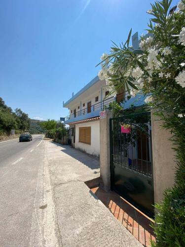 Apartamento Lirim Shenmiter Lukove