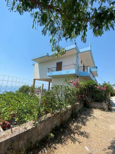 Apartamento Lirim Shenmiter Lukove