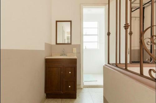 Rustic Chic House, Steps Away From Reforma