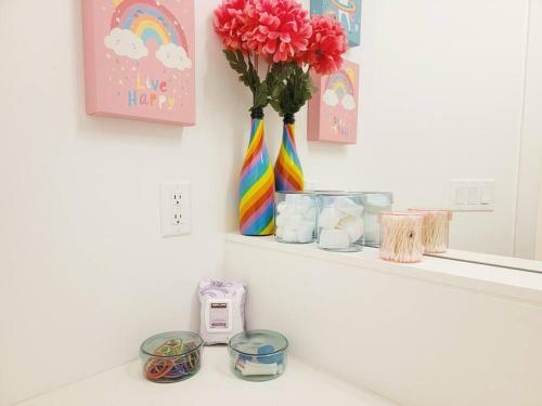 Chateau Rainbow - 2 Bedroom Suite 5min To Dt/uofa
