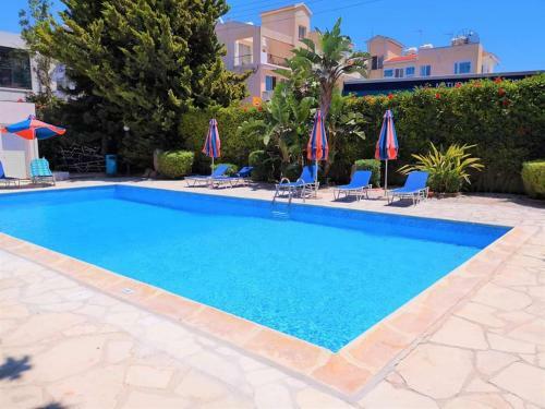 Pafia Sunbeach Modern Apartment
