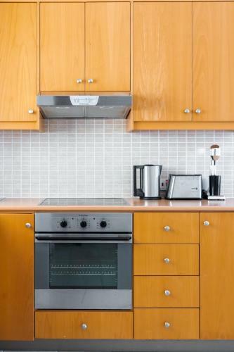 Kate's Latchi Beachfront Apartment 4 By Ezoria