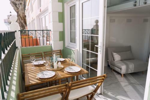 Apartamento Spectacular Beachfront Duplex On The Mediterranean - Caleta, Catalan Bay