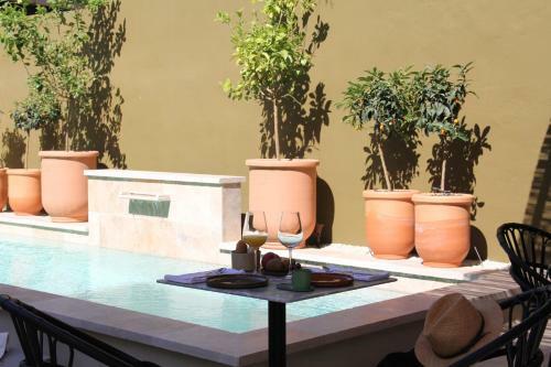 Hostal Marcelle En Camargue