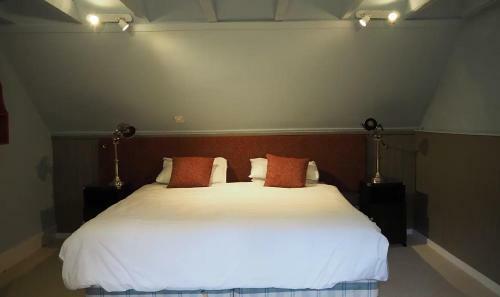 Famous Quirky Riverside Cottage
