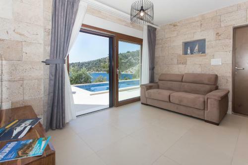 Villa Maestral