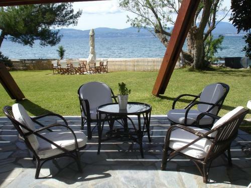 Seafront Villa Aggeliki