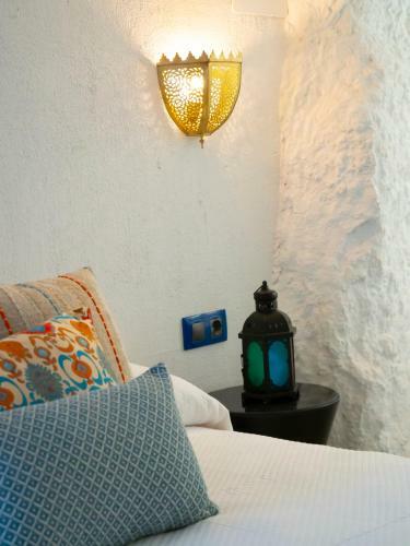 Casa Carmen Alcal� Del J�car