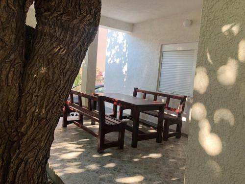 Hostal Apartmani Vedrana