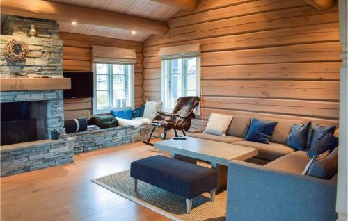 Stunning Home In Aurdal With Jacuzzi, Sauna And 4 Bedrooms
