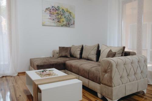 Mb Hedonic Apartman