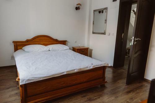 Hostal Vila Alsace Podu' Cu Lanturi