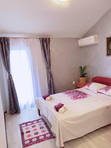 Buddha Grand City Apartment