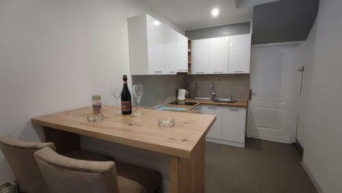 Como Apartments