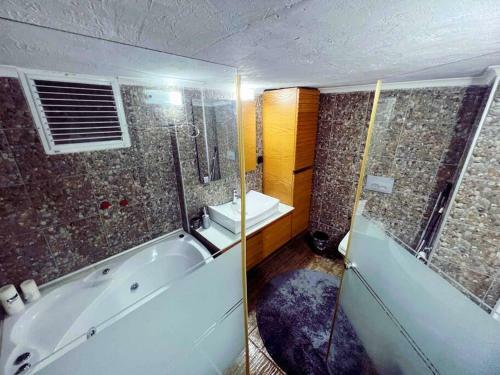 Stylish Apartment Close To The Old Town&beach