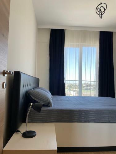 Apartamento Amazing Brand New Flat With Pool, Parking & A View
