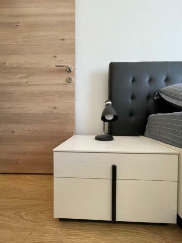 Apartamento Amazing Brand New Flat With Pool, Parking & A View