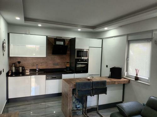 Golf Deluxe Apartment Mit Pool