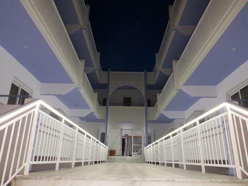 Aparthotel Pyrgos Hotel Apartments
