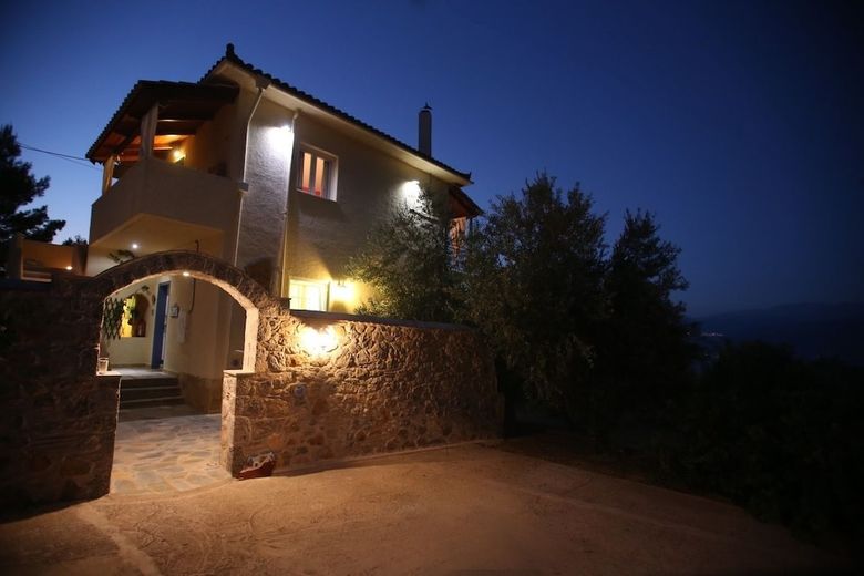 Hostal Studio Maistros