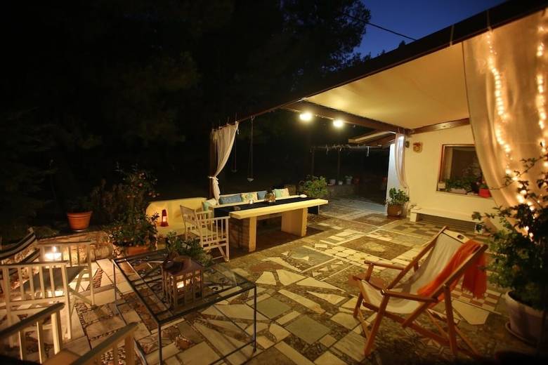 Hostal Studio Maistros