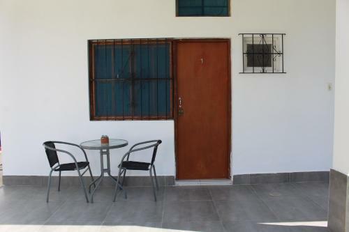 Albergue La Angostura House