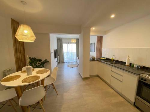 Apartamento Moderno Departamento Con Pileta Para Vacacionar