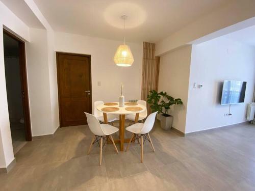 Apartamento Moderno Departamento Con Pileta Para Vacacionar