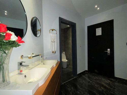Hotel H�tel Vend�me Douala