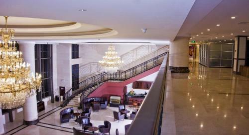 Apartamento Luxurious Ministerial Suite Available