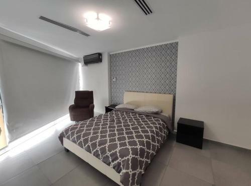 Precioso Apartamento Con Piscina En Cinta Costera