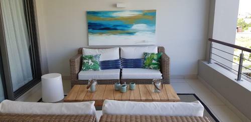Beachwalk Deluxe Apartment - 50 Steps To The Beach