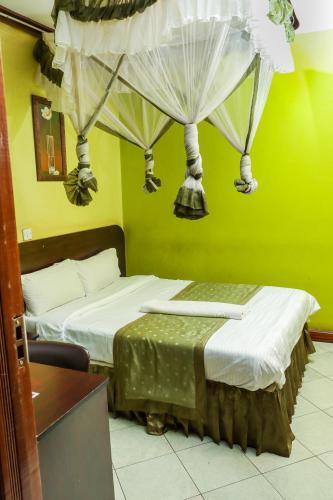Nelis Park Hotel