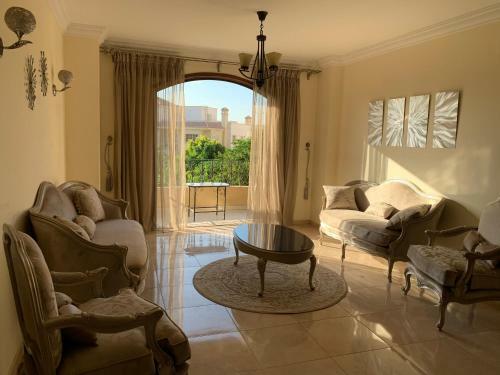 Apartamento Modern Downtown Sheikh Zayed Condo