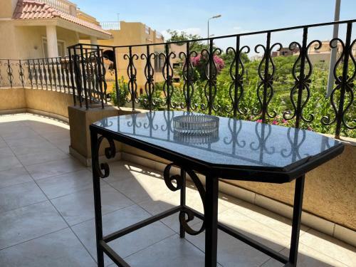 Apartamento Modern Downtown Sheikh Zayed Condo