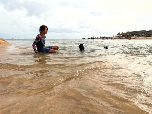 Private Villa With Pool In Ngaparou Senegal