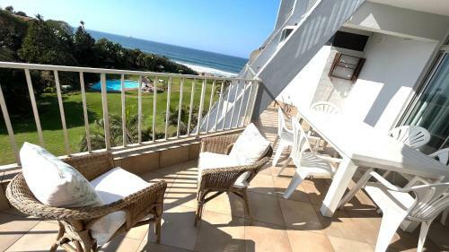 34 Kyalanga Beachfront Apartment