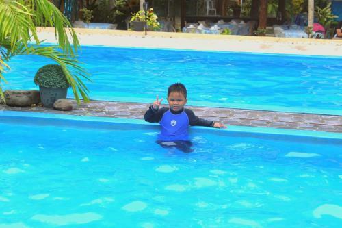 Hotel Dumalaay Coastline Resort
