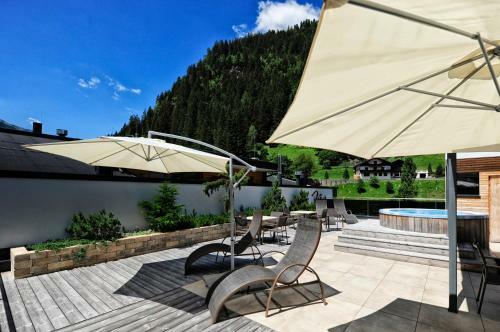 Hotel Holiday