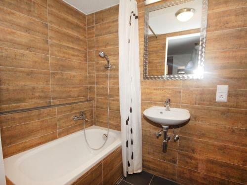 Holiday Home Ferienhaus Steiner Zell Am See