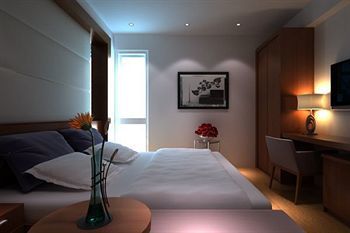 Rising Dragon Palace Hotel