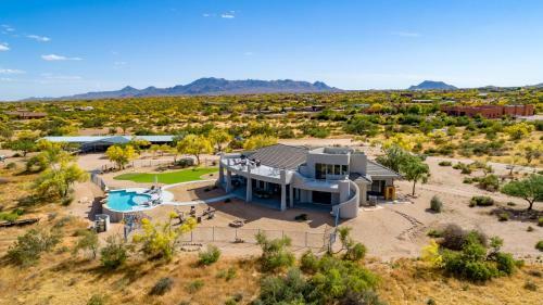 Fallbrook By Avantstay Secluded Home On 40acres Wpool, Rooftop & Trails