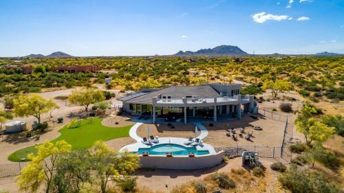 Fallbrook By Avantstay Secluded Home On 40acres Wpool, Rooftop & Trails