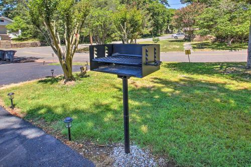 Chic Uptown Cottage 6, Mins To Downtown Fun!