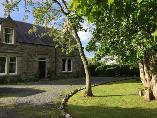 Bed & Breakfast Nether Dallachy Farmhouse