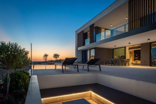 Beautiful Villa Tramonto